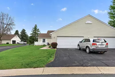 404 Sarazin Street, Shakopee, MN 55379 - Photo 2