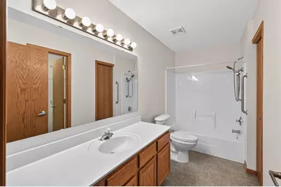 404 Sarazin Street, Shakopee, MN 55379 - Photo 22
