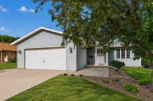 2727 20th Ave SE, Rochester, MN 55904 - Photo 1