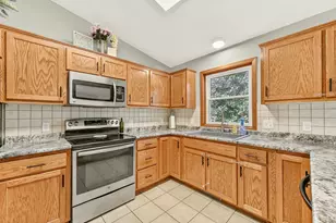 2727 20th Ave SE, Rochester, MN 55904 - Photo 4