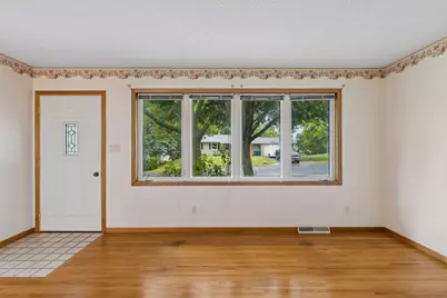 3609 Rolling View Drive, White Bear Lake, MN 55110 - Photo 6