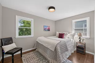 2075 Hawthorne Ave E, Saint Paul, MN 55119 - Photo 8
