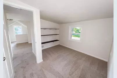 2084 Hillview Road, Mounds View, MN 55112 - Photo 18