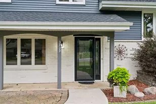 3909 Xylon Ave N, New Hope, MN 55427 - Photo 2