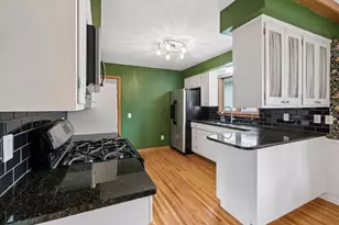 3909 Xylon Ave N, New Hope, MN 55427 - Photo 10
