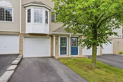 2875 Arboretum Village Trail, Chanhassen, MN 55331 - Photo 2