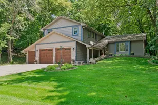 2009 Indian Rd W, Minnetonka, MN 55305 - Photo 4