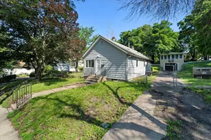 1077 York Ave, Saint Paul, MN 55106 - Photo 24