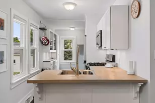 3007 Cleveland St NE, Minneapolis, MN 55418 - Photo 10