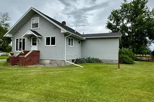 7664 Hwy 11, Loman, MN 56654 - Photo 2