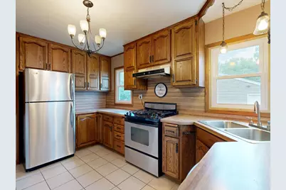1945 Nevada Avenue E, Saint Paul, MN 55119 - Photo 8