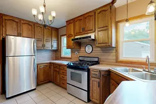 1945 Nevada Ave E, Saint Paul, MN 55119 - Photo 8