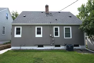 1945 Nevada Ave E, Saint Paul, MN 55119 - Photo 4
