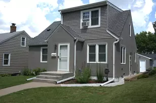 1945 Nevada Ave E, Saint Paul, MN 55119 - Photo 2
