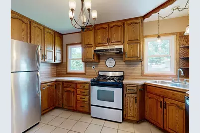 1945 Nevada Avenue E, Saint Paul, MN 55119 - Photo 10
