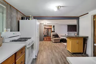 6230 7th St N, Oakdale, MN 55128 - Photo 8