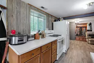 6230 7th St N, Oakdale, MN 55128 - Photo 6