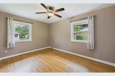 2640 Noble Avenue N, Golden Valley, MN 55422 - Photo 16