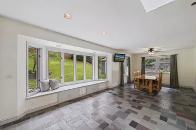 2640 Noble Avenue N, Golden Valley, MN 55422 - Photo 8