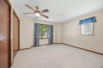 709 Nixon Avenue SE, Watertown, MN 55388 - Photo 14