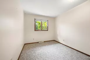709 Nixon Ave SE, Watertown, MN 55388 - Photo 18
