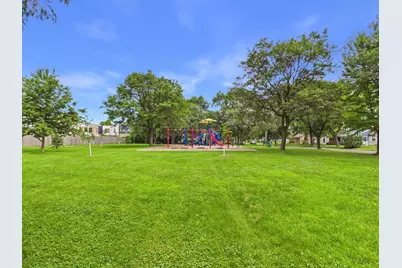 2940 Sumter Avenue S, Saint Louis Park, MN 55426 - Photo 8