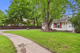 2940 Sumter Ave S, Saint Louis Park, MN 55426 - Photo 2