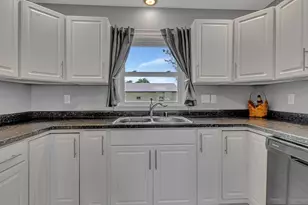 613 E Elm Ave, Olivia, MN 56277 - Photo 8