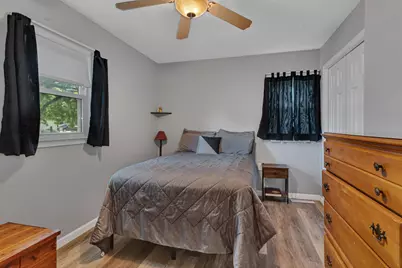 613 E Elm Avenue, Olivia, MN 56277 - Photo 22