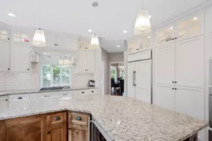 7000 Weston Cir, Edina, MN 55439 - Photo 12