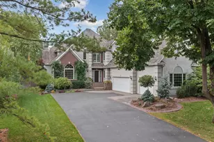 7000 Weston Cir, Edina, MN 55439 - Photo 6