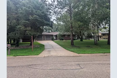 2113 Country Club Drive NE, Willmar, MN 56201 - Photo 4