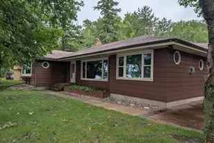 2113 Country Club Dr NE, Willmar, MN 56201 - Photo 8