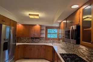 2113 Country Club Dr NE, Willmar, MN 56201 - Photo 8