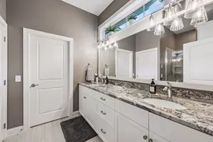 5010 Dale Ridge Rd, Woodbury, MN 55129 - Photo 18