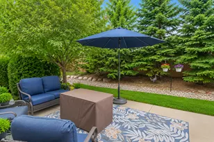 5010 Dale Ridge Rd, Woodbury, MN 55129 - Photo 2