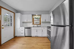 1033 Dayton Ave, Saint Paul Park, MN 55071 - Photo 8