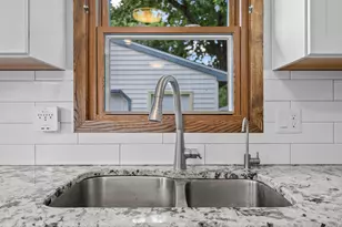 1033 Dayton Ave, Saint Paul Park, MN 55071 - Photo 8