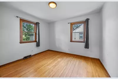 1033 Dayton Avenue, Saint Paul Park, MN 55071 - Photo 12