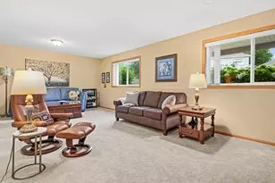 15118 Dutchman Way, Apple Valley, MN 55124 - Photo 20