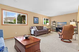 15118 Dutchman Way, Apple Valley, MN 55124 - Photo 18