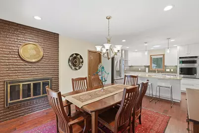 1527 E Windemere Circle NE, Columbia Heights, MN 55421 - Photo 10