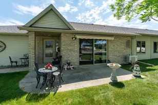 1036 N 1st Ave, Fergus Falls, MN 56537 - Photo 2
