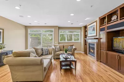 519 Willoughby Way W, Minnetonka, MN 55305 - Photo 14