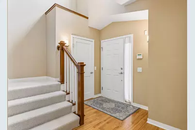 519 Willoughby Way W, Minnetonka, MN 55305 - Photo 18