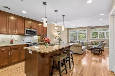 519 Willoughby Way W, Minnetonka, MN 55305 - Photo 12