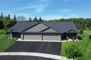 2909 Elgin Ct, River Falls, WI 54022 - Photo 30