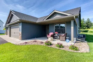 2909 Elgin Ct, River Falls, WI 54022 - Photo 1