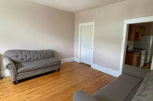 690 Conway St, Saint Paul, MN 55106 - Photo 2