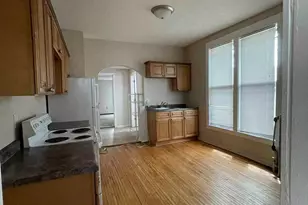 690 Conway St, Saint Paul, MN 55106 - Photo 1